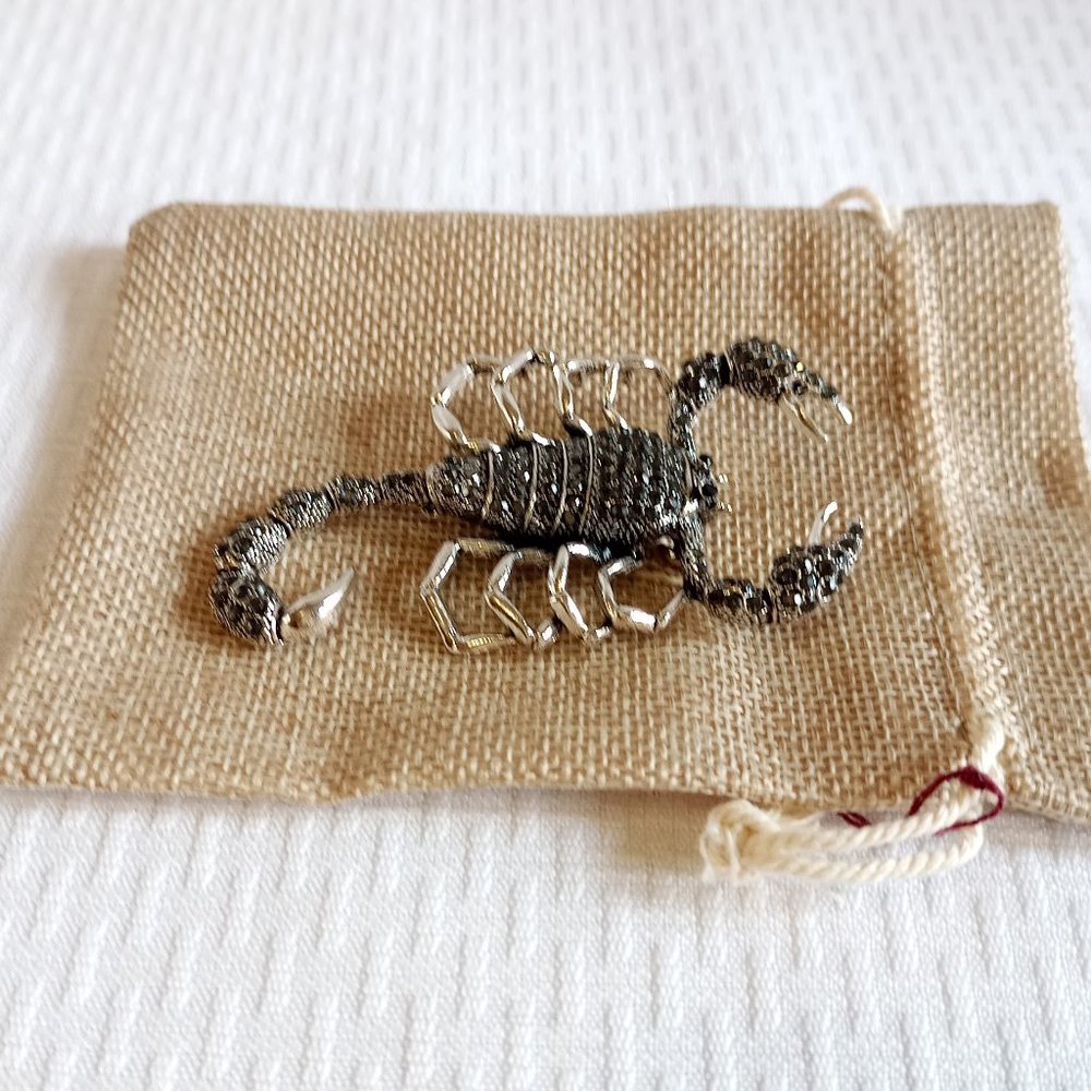 Black Rhinestone Scorpion Pin Broach - Picture 3 of 5